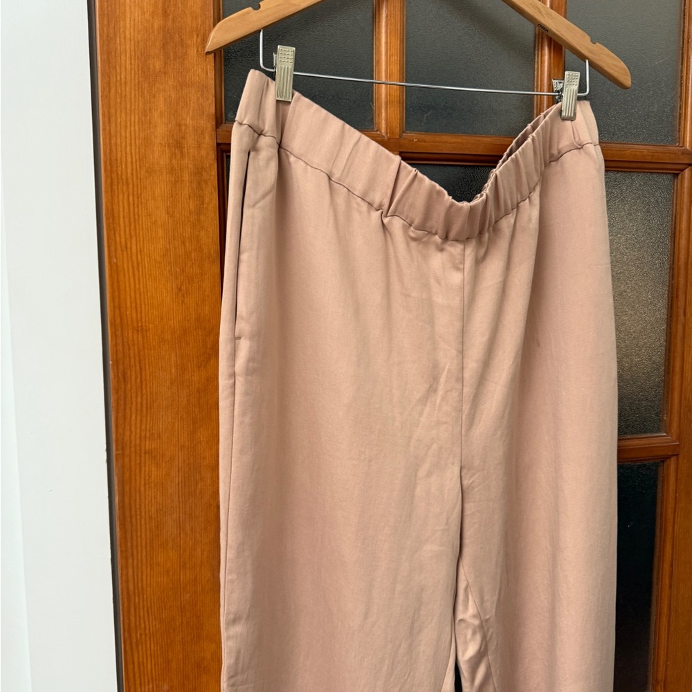 H&M Dusty Rose Elastic Waist Wide Leg Pants - Satin style